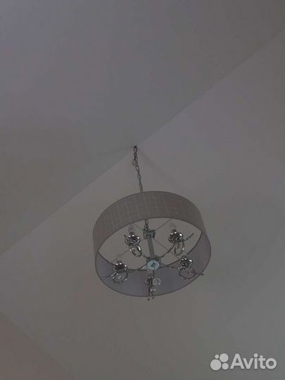 Люстра потолочная новая
