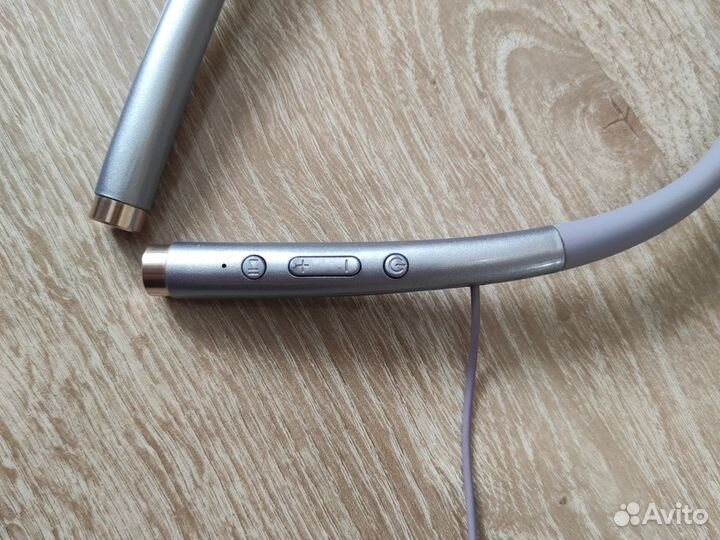 Беспроводные наушники Stereo Boom Wi-700