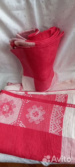 Скатерть льняная с салфетками