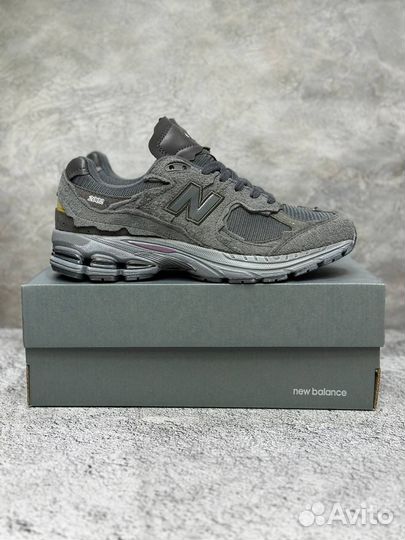Кроссовки New Balance 2002R