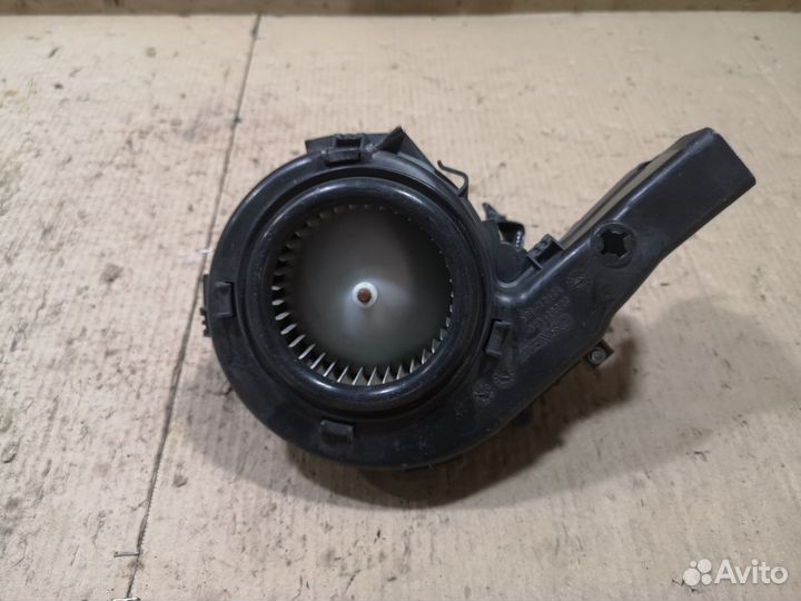 Мотор печки Citroen C4 VF7uarf