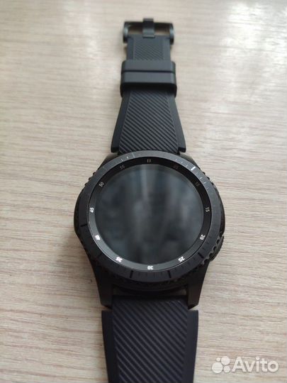 Часы Samsung Gear S3