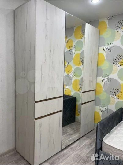 Шкаф Трехстворчатый Лиана с ящиками