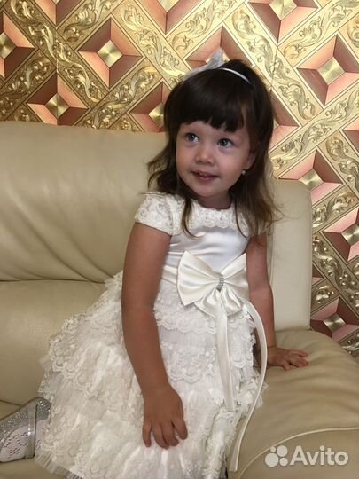 Нарядное платье