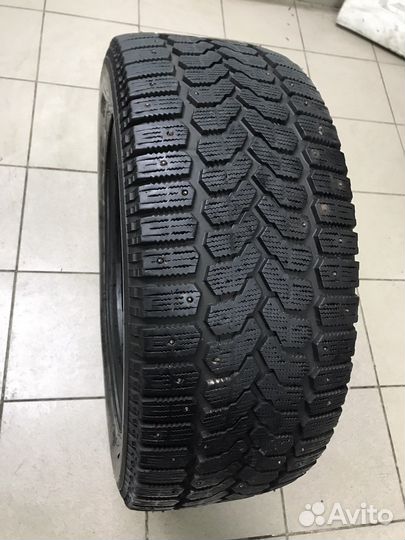 Yokohama Ice Guard F700Z 255/55 R18