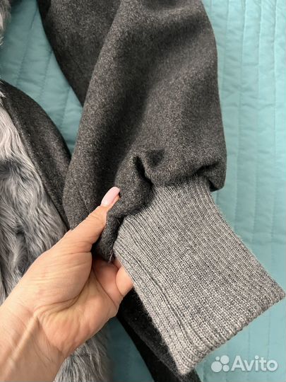 Пальто с козликом 46