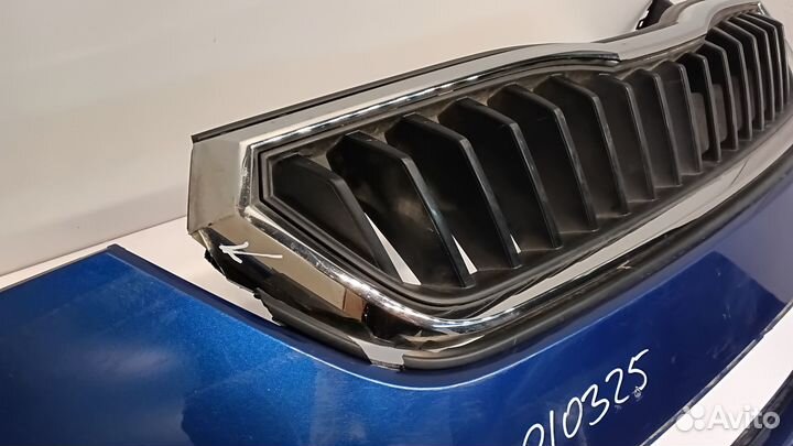 Skoda Rapid c 20 бампер передний