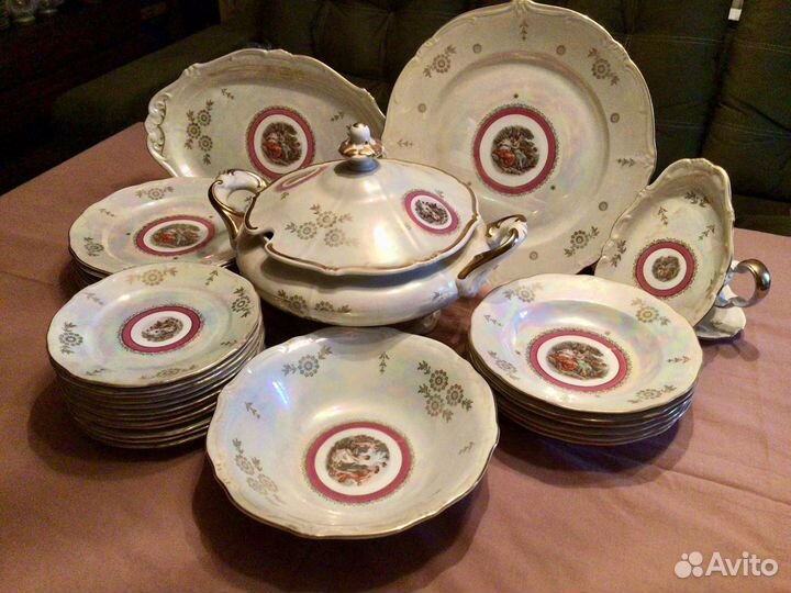 Сервиз столовый Германия Мадонна 42 предмета