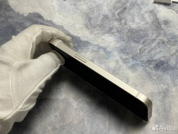 iPhone 14, 256 ГБ