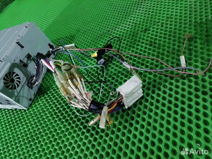 Магнитола Mitsubishi Airtrek