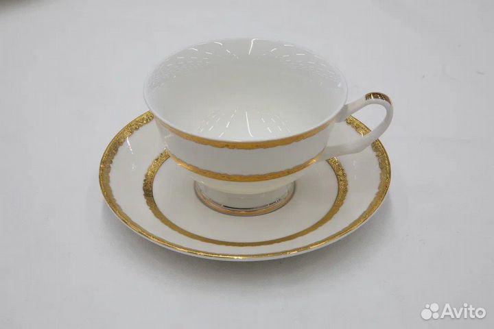 Чайно столовый сервиз