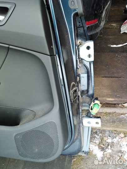 Дверь задняя левая Peugeot 408