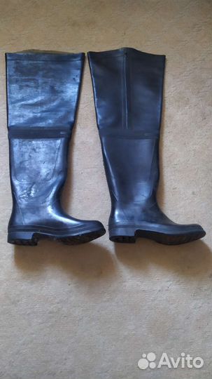 Резиновые сапоги (болотники)