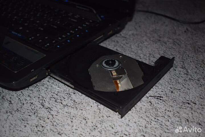 Ноутбук acer 2 ядра/ HDD 320 gb/ 4 gb