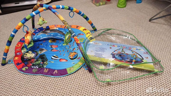 Развивающий коврик