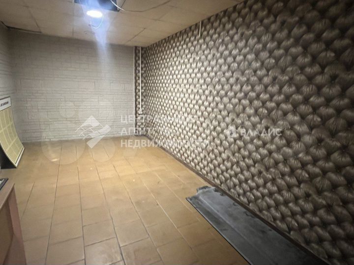 Сдам здание, 715 м²