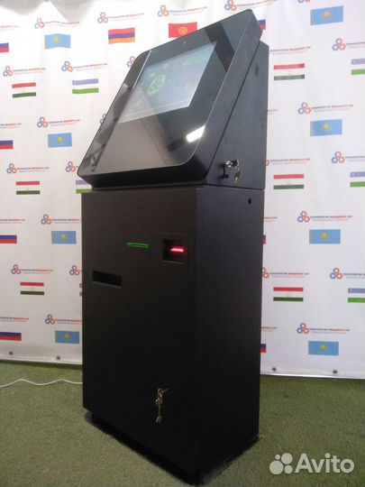 Платежный терминал с функцией выдачи