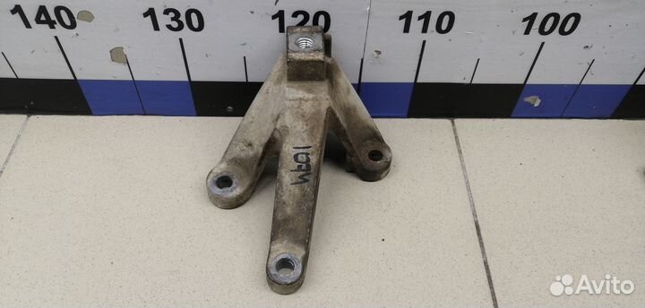 Кронштейн кпп Focus II 2005-2008