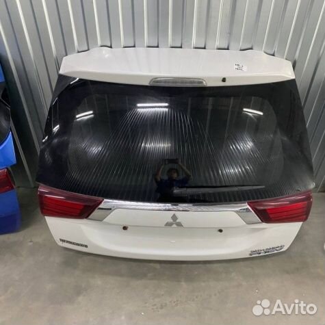 Дверь багажника Mitsubishi Outlander 3