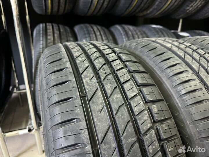 Ikon Tyres Nordman SX3 215/60 R16 112