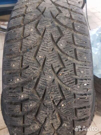 Toyo Observe G3-Ice 215/55 R17