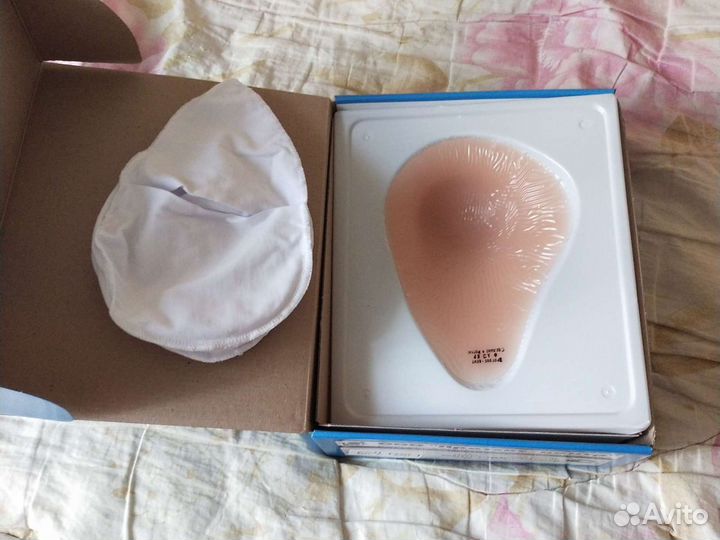 Протез молочной железы