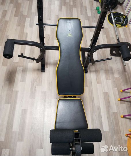 Скамья для жима со штангой