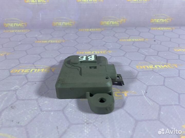 Датчик удара левый Opel Vectra B