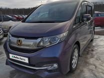 Honda Stepwgn 1.5 CVT, 2016, 135 000 км, с пробегом, цена 2 200 000 руб.