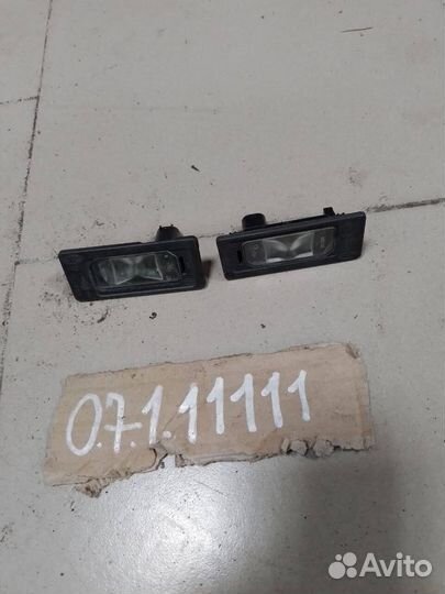 Плафон подсветки заднего номера f-pace