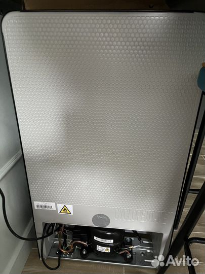 Холодильник Midea новый