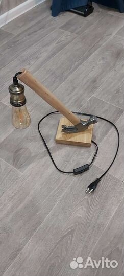 Светильник молоток