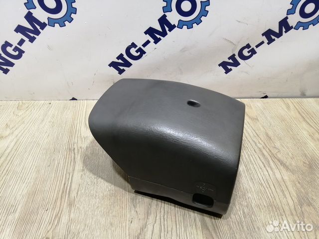 Кожух рулевой колонки Toyota Mark 2 GX100 1999г