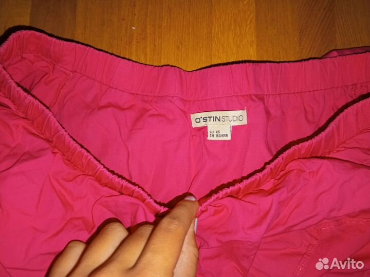 Платье розовое с пышными рукавами