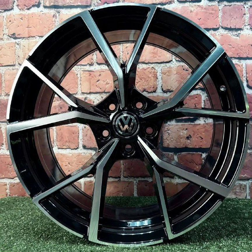 Литые диски Volkswagen 8×R19 5×112