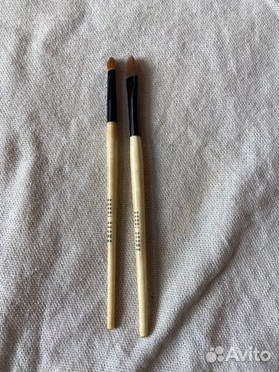 Набор из двух кистей для макияжа Bebbi brown