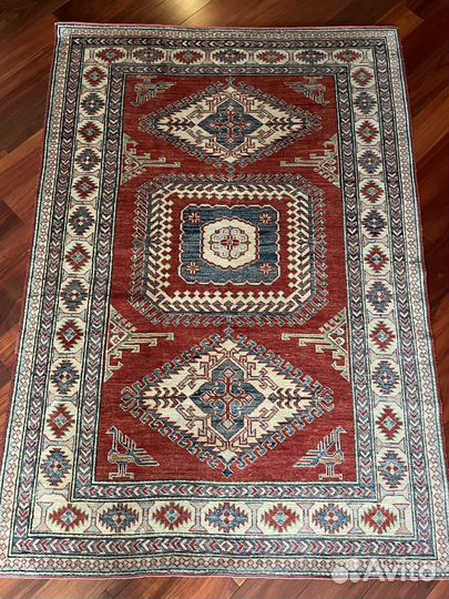 Ковер шерстяной ручной работы