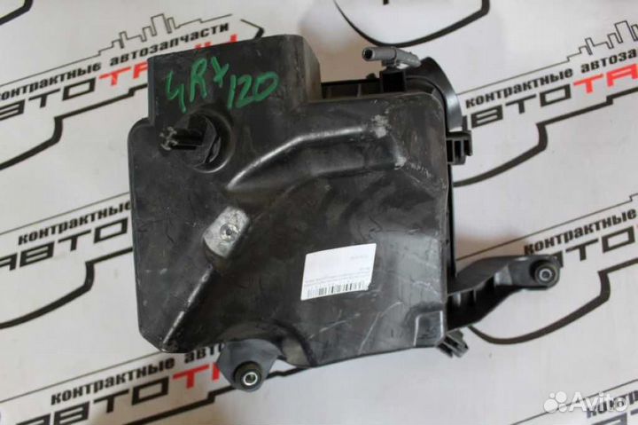 Корпус воздушного фильтра toyota mark X GRX120 GRX