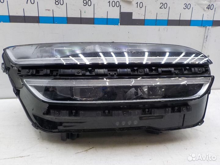 Фара правая Hyundai Genesis 2013