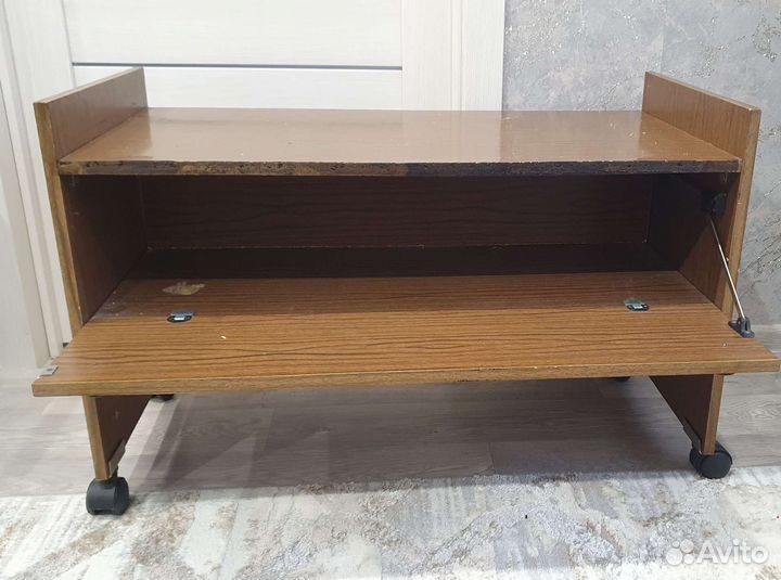 Тумба под телевизор