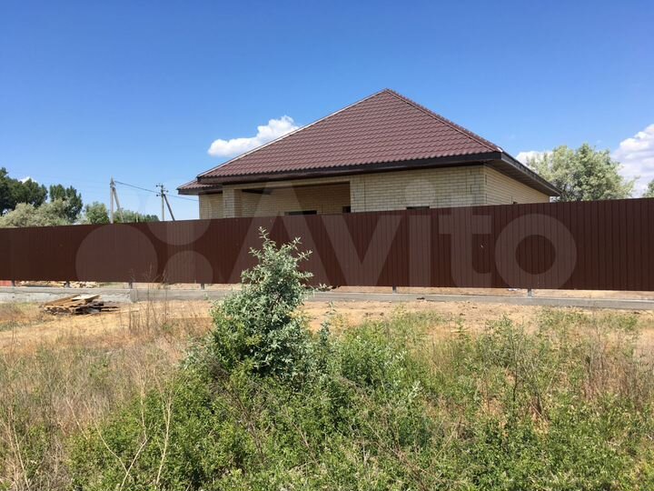 Дом 192,3 м² на участке 10 сот.