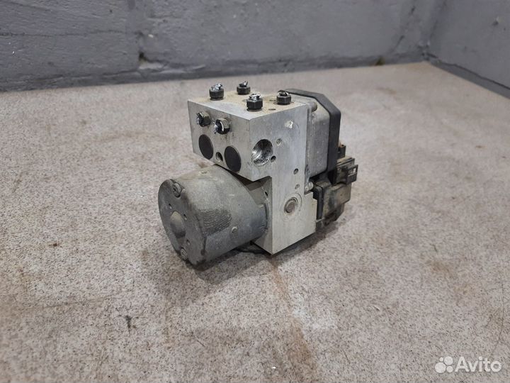 Passat B5 / Audi A4 B5 блок ABS ESP