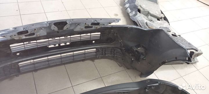 Бампер передний Toyota Rav4 кузов 40
