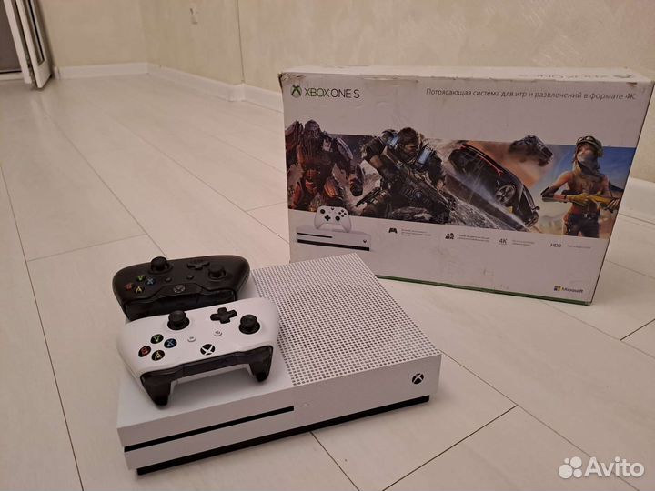 Xbox One s 500 gb