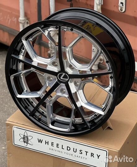 Кованые двусоставные диски R22 Lexus LX570