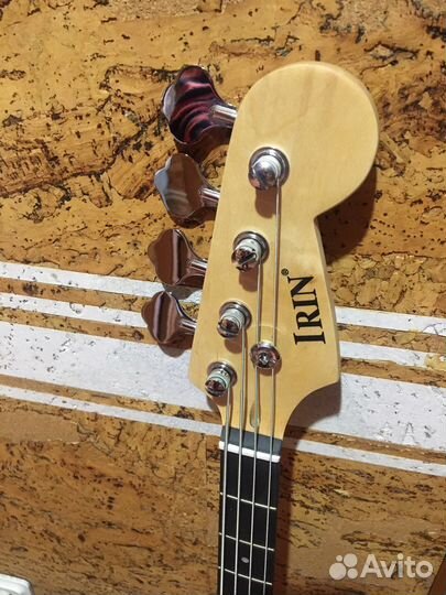 Бас-гитара Jazz Bass Irin с комбо Ibanez и набор