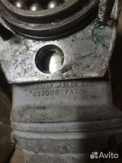 Редуктор верхний Volvo Penta продам