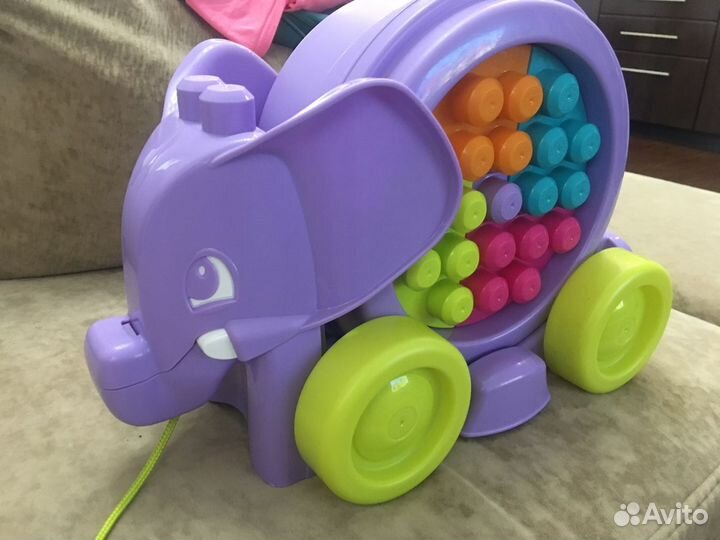 Mega Bloks «Неуклюжий слон» и «Первые постройки»