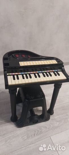 Музыкальный детский пианино