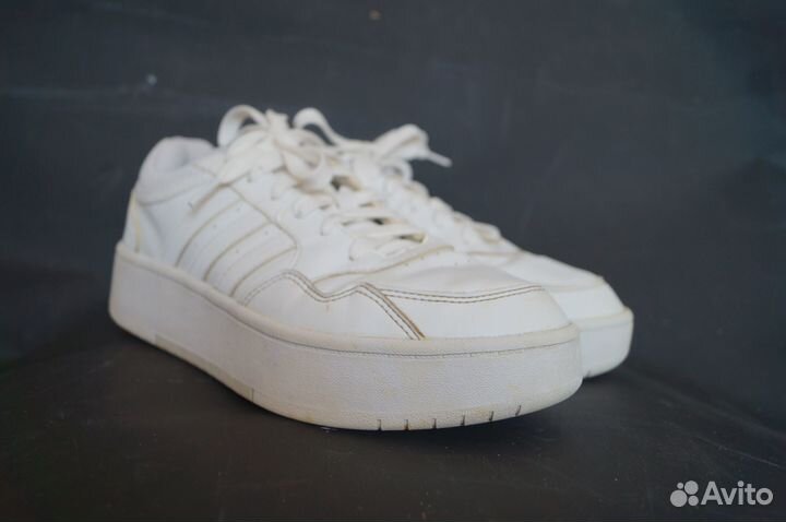 Кроссовки женские adidas 39